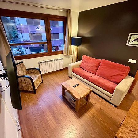 Lotila Flats Cuirgu Aparthotel Felechosa Exterior photo